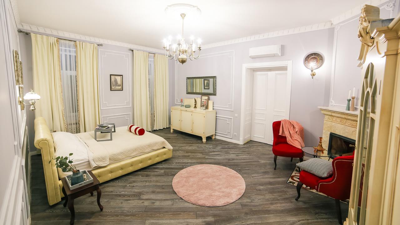 Franco Luxury Apartamento Leópolis Exterior foto